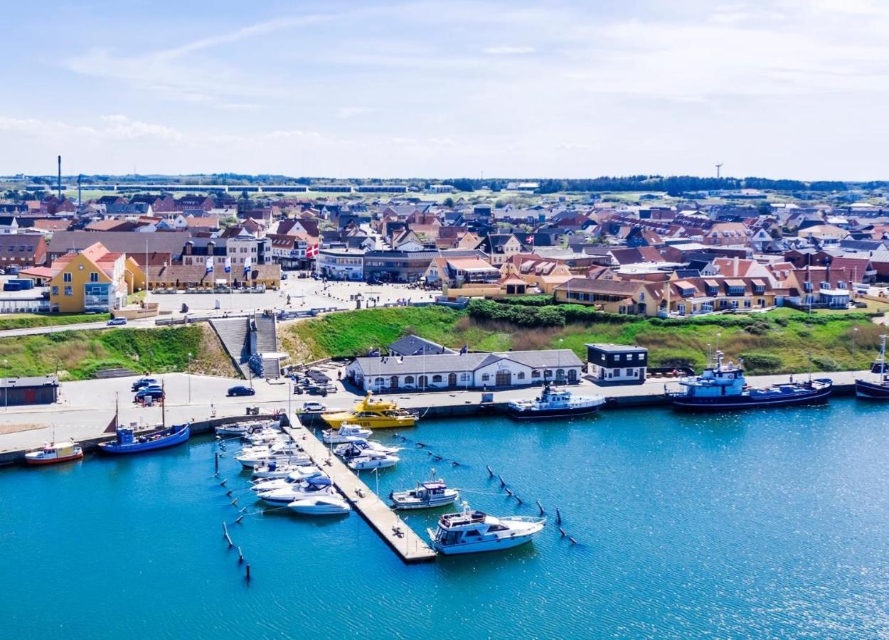 B&B Wharfside Hirtshals Esterno foto